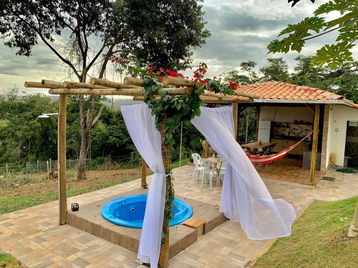 Chale Com Jacuzzi Vista Do Lago Alexania 外观 照片